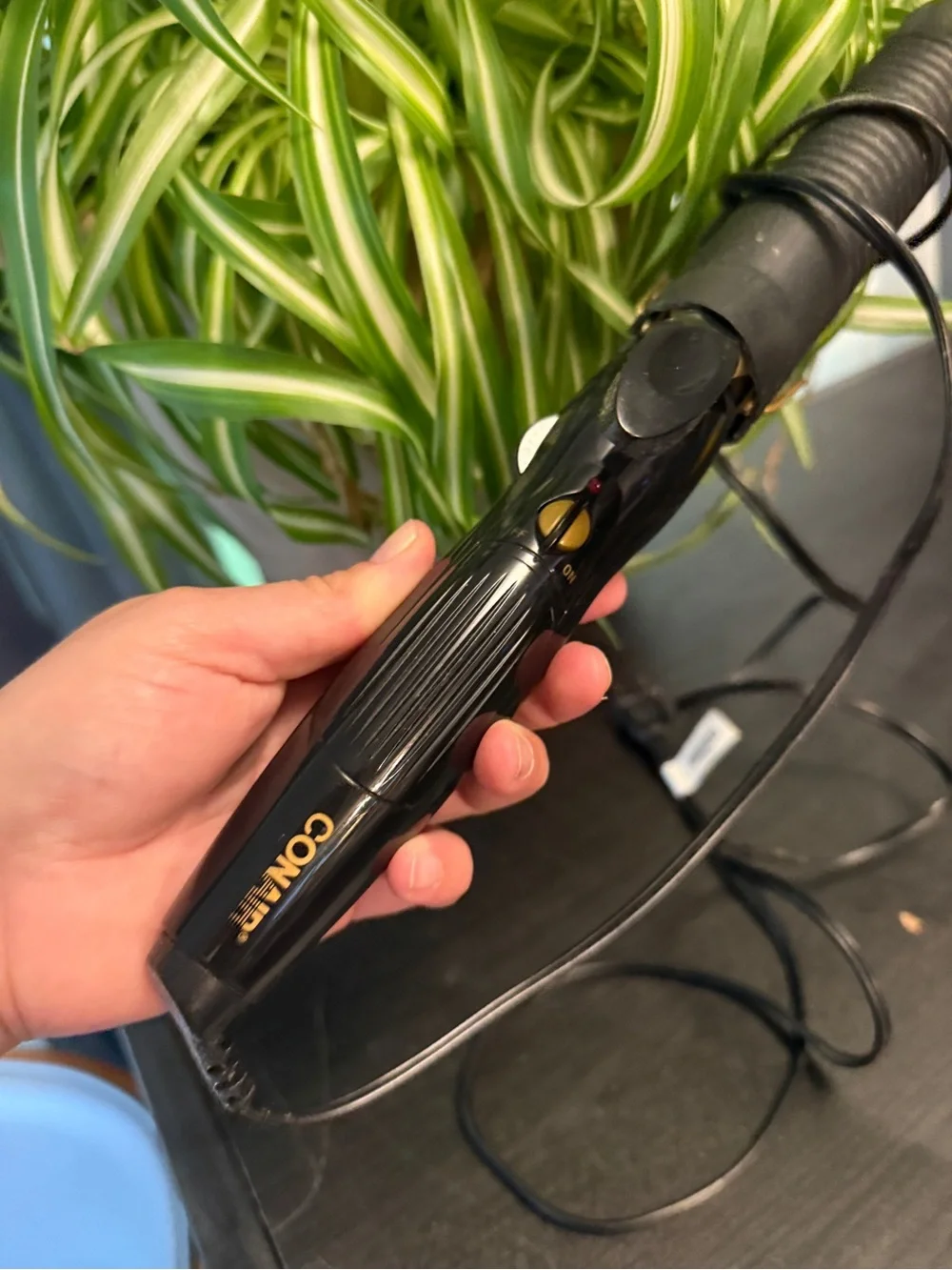 Black Hair Curling Iron - CONAIR